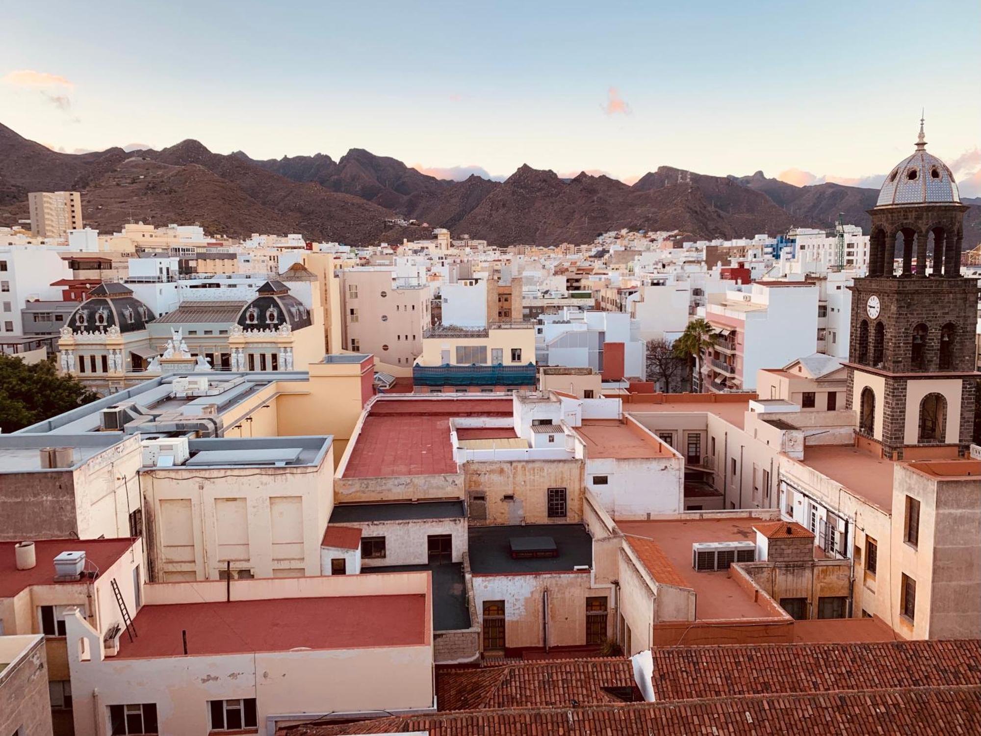 شقة Atico Con Terraza, Vistas Panoramicas Y Parking سانتا كروز دي تينيريف المظهر الخارجي الصورة